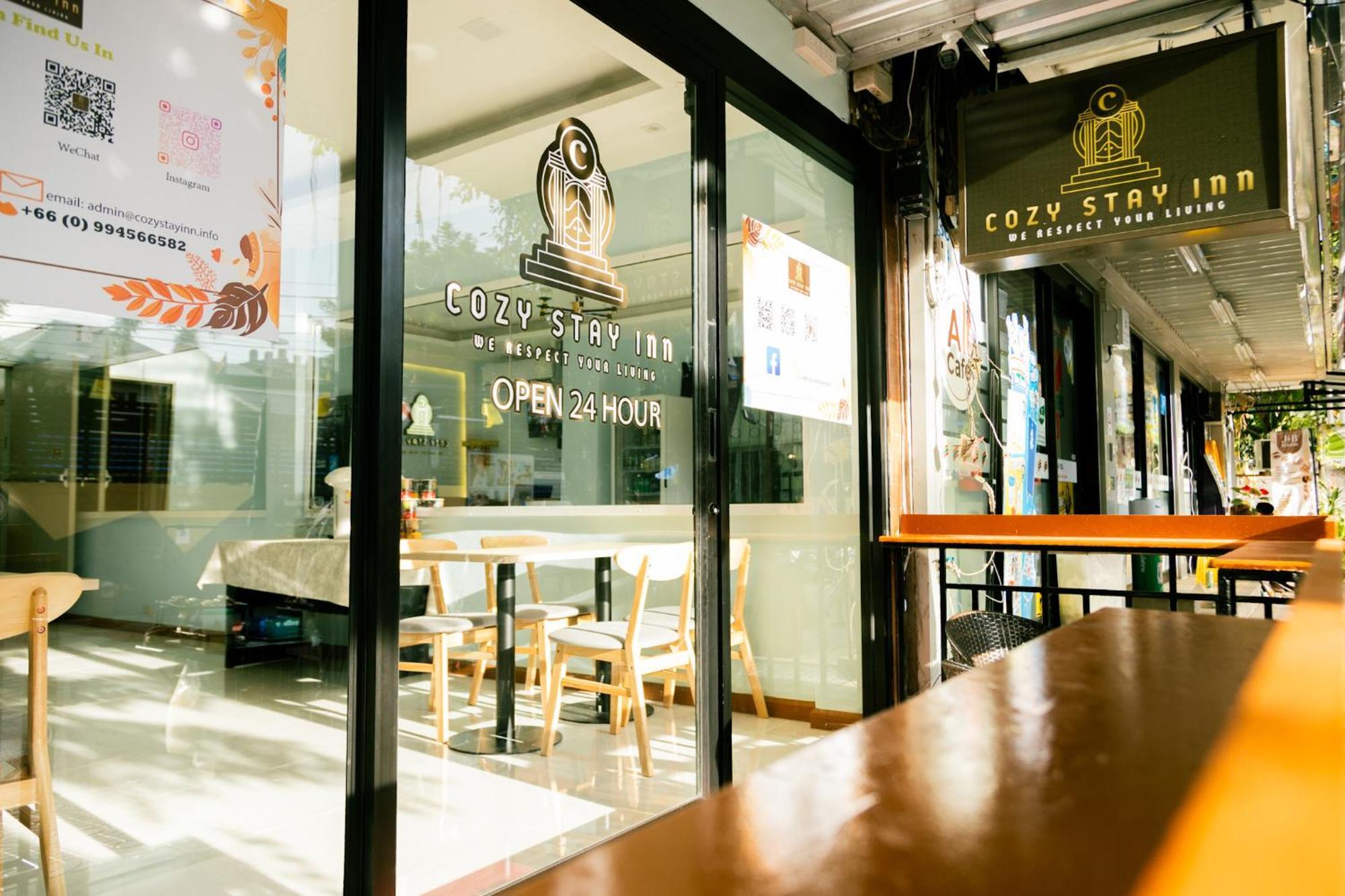 Cozy Stay Inn Bangkok Esterno foto