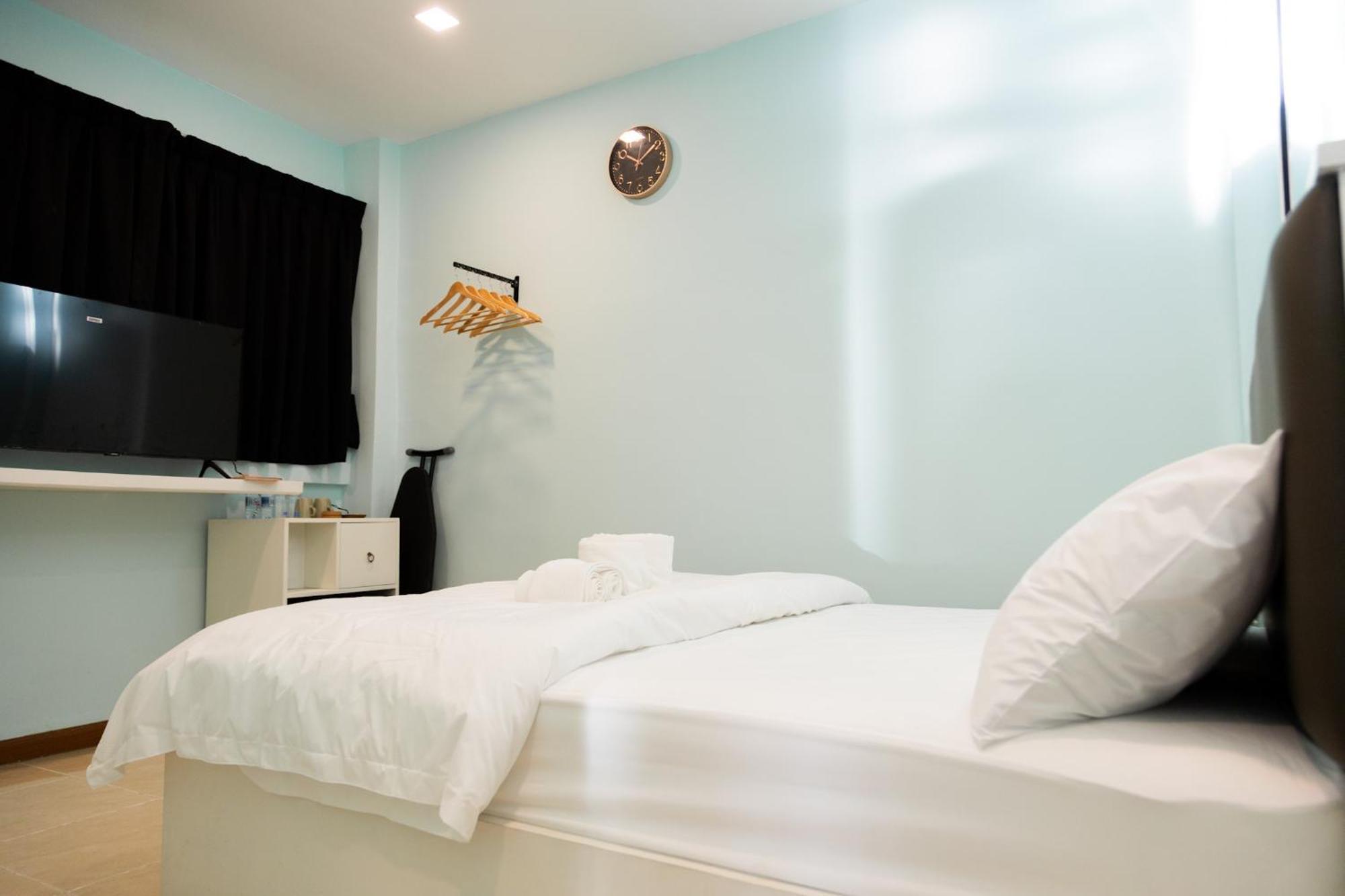 Cozy Stay Inn Bangkok Esterno foto